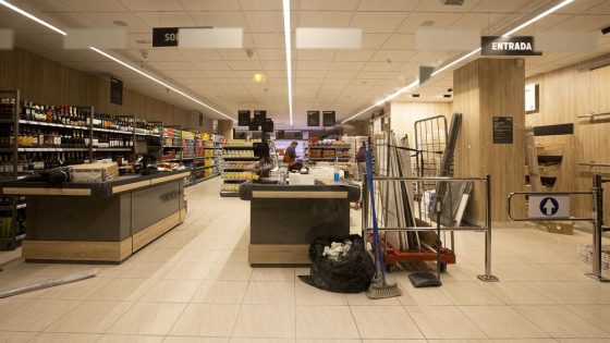 Atracament a punta de pistola en un supermercat de Sabadell