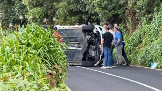 Acidente aparatoso no Arco de São Jorge (com fotos)