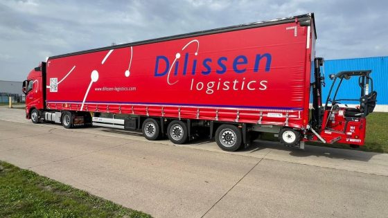 Gestolen trailer van Pelts transportbedrijf zonder lading teruggevonden in Maasmechelen - Het Belang van Limburg