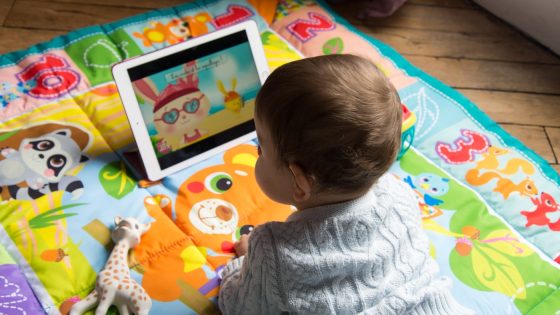 Tablet devices for toddlers? Study says 40% of 2 year-olds have their own : Shots