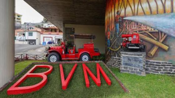 Adolescente inconsciente esta madrugada na Zona Velha socorrida por bombeiros