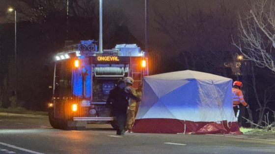 Jonge vrouw (20) sterft na zwaar ongeval met motorfiets in Westende: “Twee anderen zagen het gebeuren”