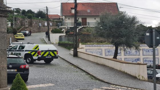 Mata mulher com tiro nas costas após saber de queixa na GNR