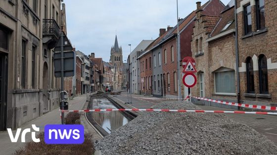 Onverwachte uitbreiding werf zorgt voor extra verkeershinder in Staden: "We staan vrijwel machteloos tegen aannemer"