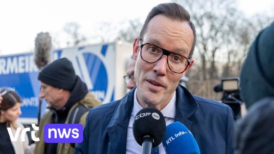 Bewogen dagen voor kersvers minister Rob Beenders: "20 minuten bedenktijd na afspraak bij Willy Claes thuis"