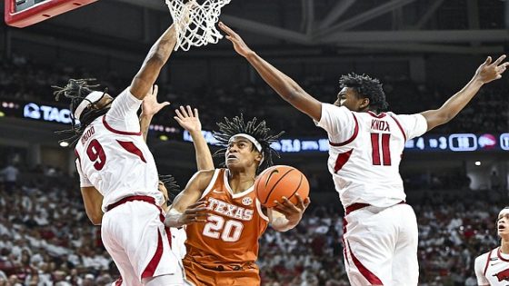 LIVE SCORE UPDATES & ANALYSIS: Arkansas basketball vs. Texas