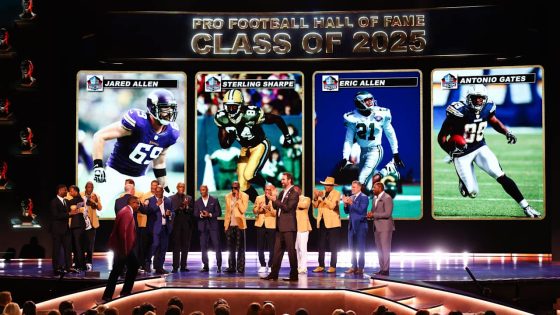 Pro Football Hall of Fame Class of 2025 revealed at 'NFL Honors'