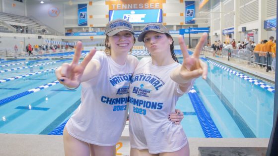 Virginia Women Obliterates 400 Medley Relay NCAA Record With A 3:19.58