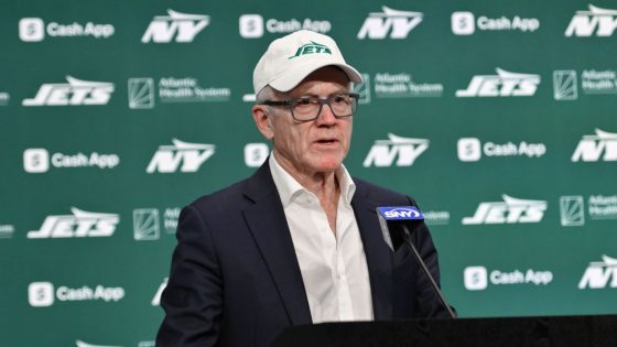 Woody Johnson gets F grade from Jets players in NFLPA survey