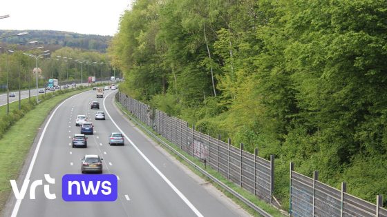 Agent krijgt boete en rijverbod omdat hij met 155 kilometer per uur op Brusselse Ring reed