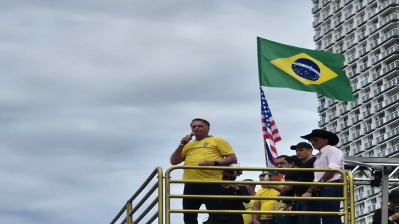 Com presença de Bolsonaro, manifestação em Copacabana pede anistia para condenados do 8/1 - G1