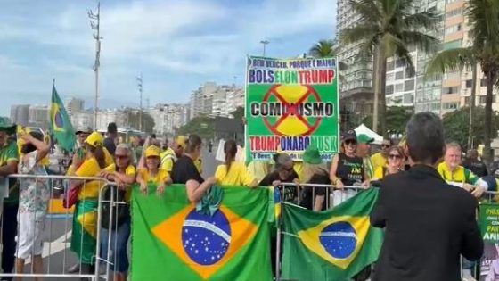 Bolsonaro volta a Copacabana por anistia antes de STF julgar denúncia