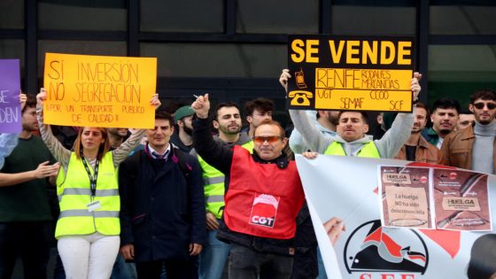 La CGT desconvoca les vagues parcials a RENFE i ADIF, però manté les totals del 26 de març i l'1 d'abril - VilaWeb