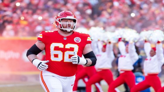 Chiefs trading Joe Thuney to Bears for 2026 fourth-rounder: Sources