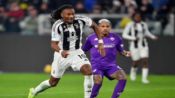 TURIN, ITALY - DECEMBER 29: Khephren Thuram of Juventus breaks away from Dodo of Fiorentina before scoring his team