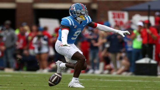 Commanders mock draft 2.0: Attacking the trenches, adding cornerback help