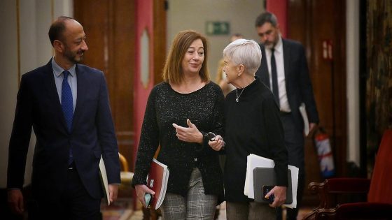 La mesa del Congrés tramita la proposició de llei del PSOE i Junts de delegació de competències d'immigració