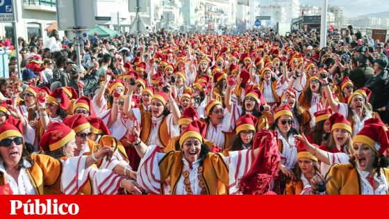 Sem samba e ao som de marchas, o Carnaval da Nazaré dura mais de um mês | Carnaval