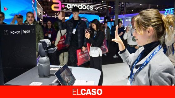 Detingut un fals congressista del Mobile World Congress de Barcelona robant un maletí de 5.000 euros