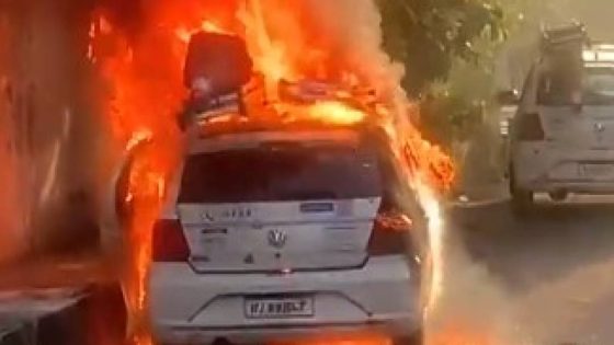 Carro de provedora de internet é incendiado em mei...