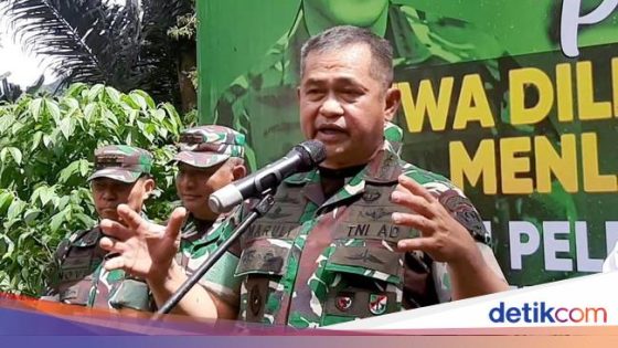 KSAD Minta Kenaikan Pangkat Seskab Teddy-Revisi UU TNI Tak Dipermasalahkan