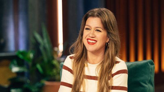 Kelly Clarkson Expected To Resume Taping Thursday After Absence