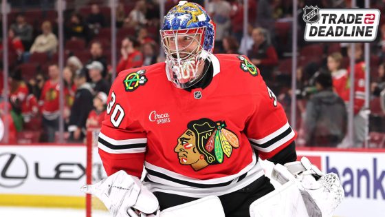 Knight set for new chapter with Blackhawks after trade from Panthers