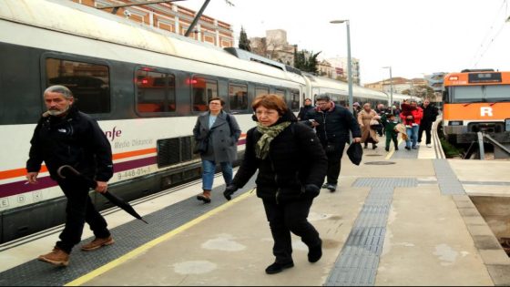 Nova incidència a les instal·lacions ferroviàries entre Sant Vicenç de Calders i Torredembarra | I.C | El vendrell / TORTOSa | Serveis