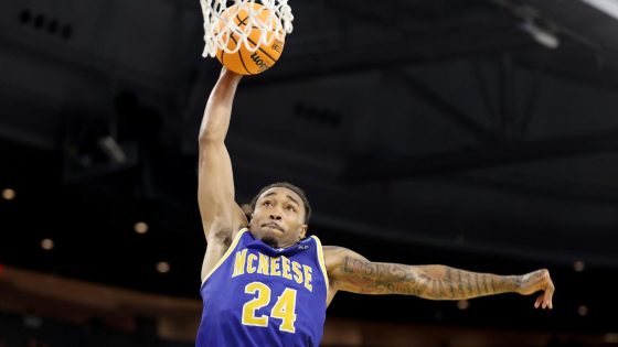 McNeese holds off Clemson for its 1st tourney win McNeese holds off Clemson for its 1st tourney win McNeese holds off Clemson for its 1st tourney win