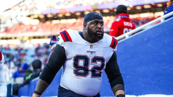 Patriots agree to trade Davon Godchaux to Saints