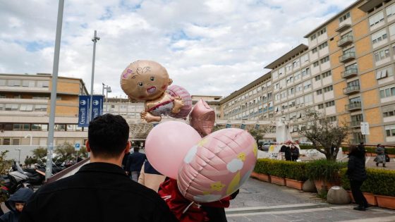 Pope Francis has restful night amid ongoing improvement