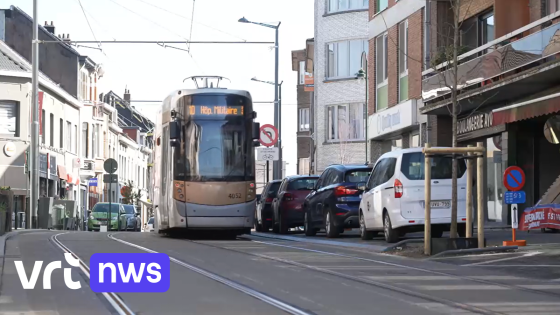 Buurtbewoners klagen over schade aan wegdek door nieuwe tram in Brussel: "Heel luid voor mijn klanten"