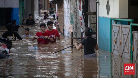 Hujan Deras, 46 RT & 4 Ruas Jalan di Jakarta Terendam Banjir Pagi Ini