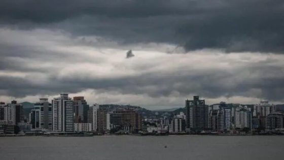 Chuva deve atingir principalmente região litorânea (Foto: Lucas Amorelli, Arquivo DC)