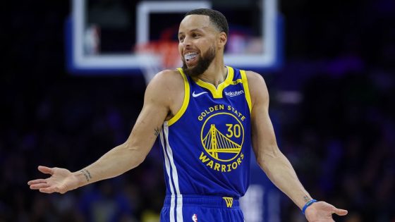 Steph Curry threw down a dunk for the first time in six years on Saturday. - Scott Taetsch/Getty Images