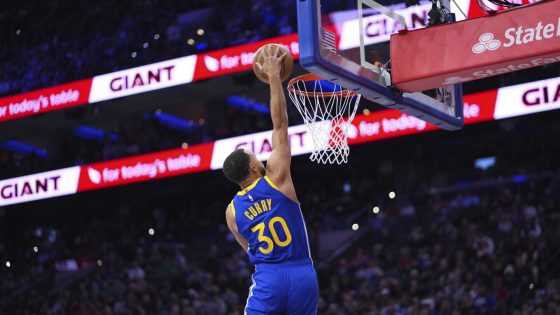 Stephen Curry says he's retiring from the slam dunk after throwing down 1st jam in 6 years