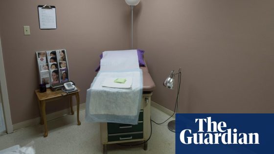 Texas midwife arrested for allegedly providing abortions amid state’s near-total ban | Texas