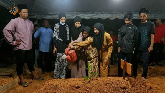 Jenazah remaja ke-3 maut dirempuh Honda Jazz selamat dikebumikan - Harian Metro