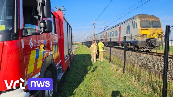 Treinverkeer tussen Diksmuide en De Panne onderbroken na ongeval aan overweg in Oostkerke