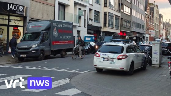 Twee jongemannen van 19 naar het ziekenhuis na steekpartij in Sint-Niklaas, dader en compagnon op de vlucht