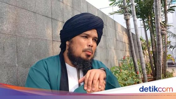 Cerita Derry Sulaiman Bimbing Bobon Santoso Mualaf