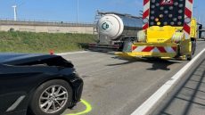 Wagen knalt op botsabsorbeerder op R4 in Gent: “Bestuurder was onder invloed van alcohol” (Gent)