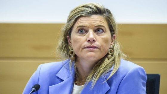 Minister van Justitie Verlinden moet in allerijl terugkeren van EVP-congres in Valencia