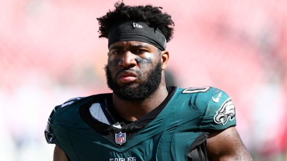 Sources - 49ers finalizing deal for Eagles DE Bryce Huff