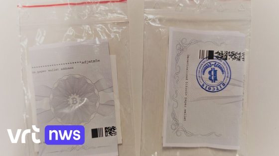 "Scan niet zomaar QR-codes op papiertjes die je vindt op straat", waarschuwt Antwerpse politie