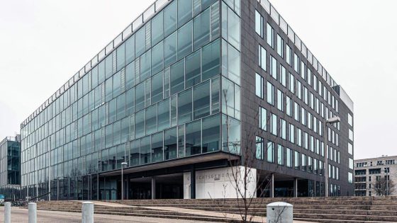 Rechter spreekt opnieuw man (25) vrij in verkrachtingszaak: “Vrouw was onder invloed, maar niet dronken”
