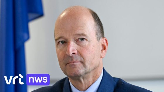 Defensiebaas Frederik Vansina roept regering op om crisistoestand af te kondigen