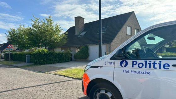 Lichaam van man (36) gevonden in woning in Oostkamp: parket opent onderzoek naar onduidelijk overlijden (Oostkamp)
