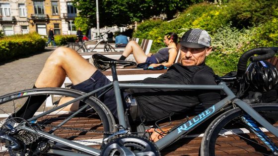 Fietskoerier Kardama legt Brussel al snapshottend vast