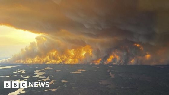 More hot weather forecast as Canada battles fires and smoke billows south